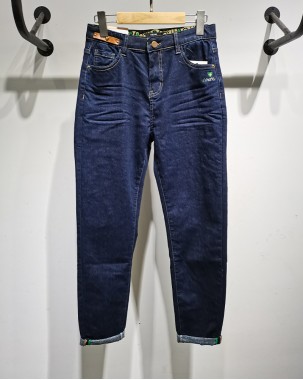 韓國直送VIKINI DENIM時尚百搭窄腳牛仔褲-600291-全店新品,買滿$800即減$200輸入優惠碼(SS-200)